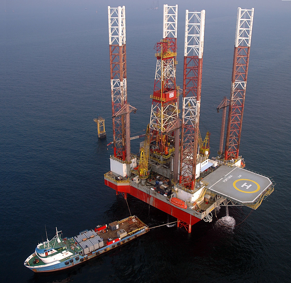 Persia Kala Maintenance & Services kish company Co